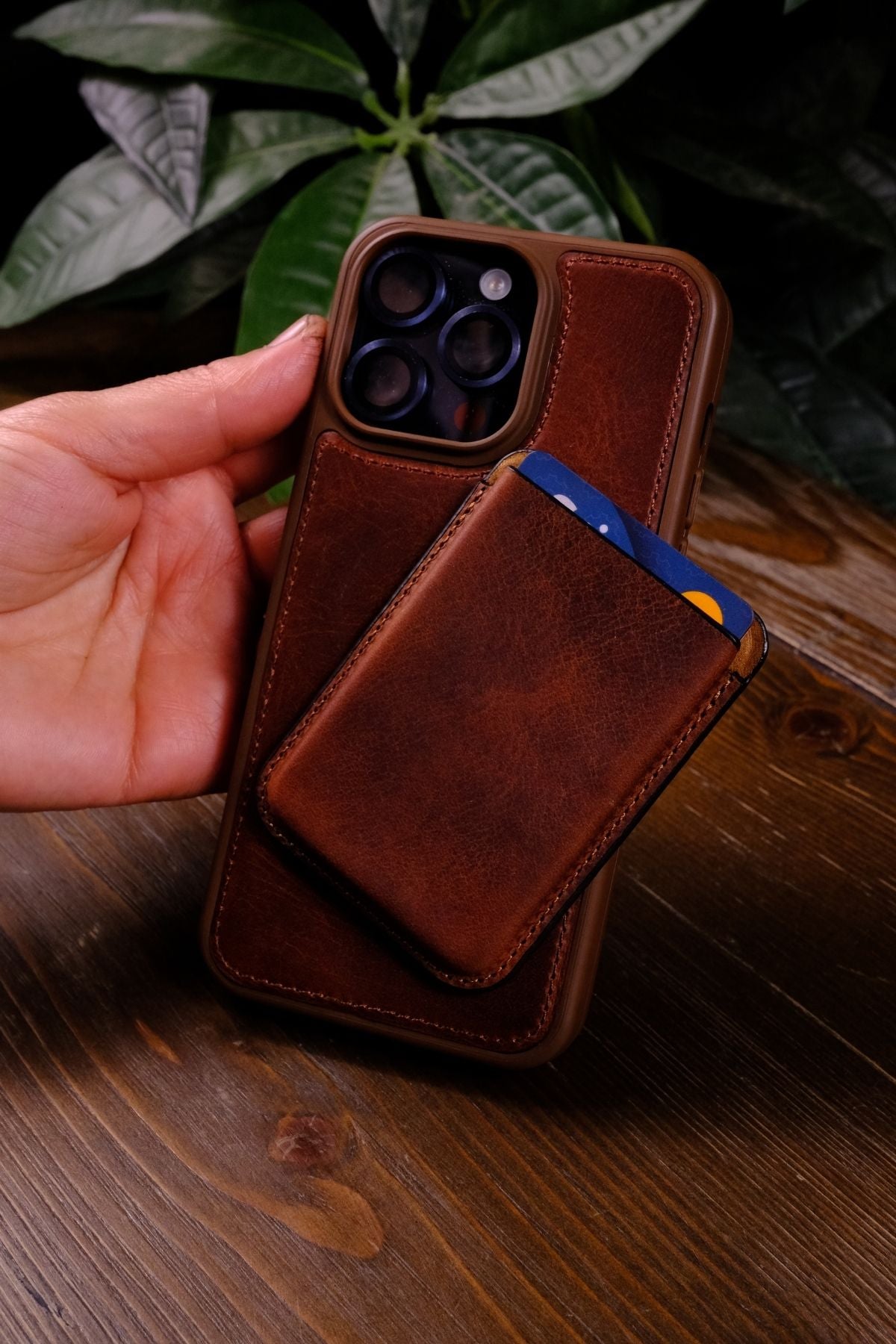 Orion Megasefe Kartlık | Magsafe özellikli Hakiki Deri Slim Kartlık - Turuncu